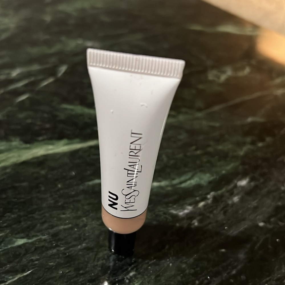 NWT Yves Saint Laurent Beauty Nu Halon Tint Highlighter